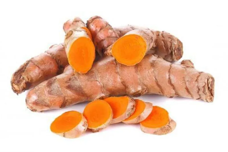 Cúrcuma Entera
